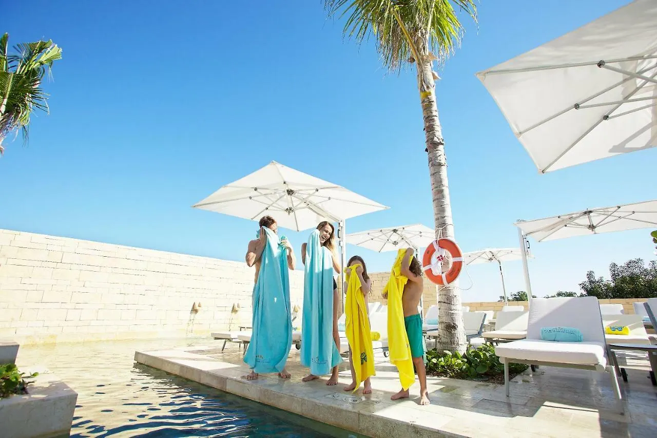 Family Selection At Grand Palladium Select Costa Mujeres Cancun Mexico